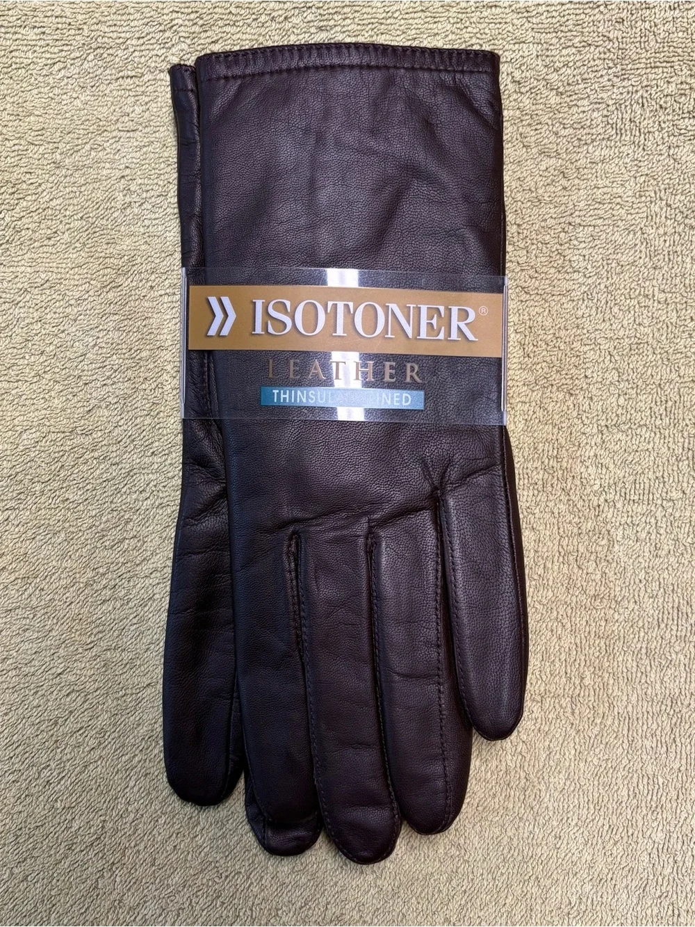 Women’s leather gloves.